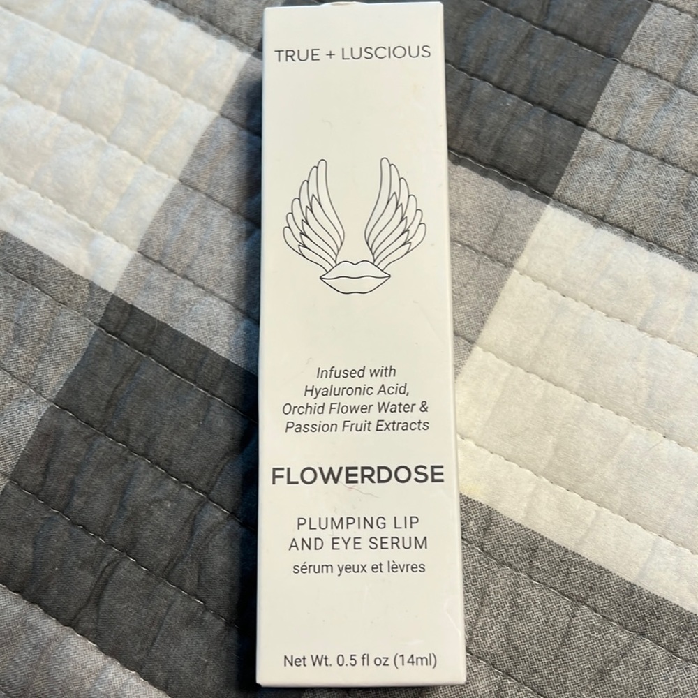 True+luscious plumping lip and eye serum